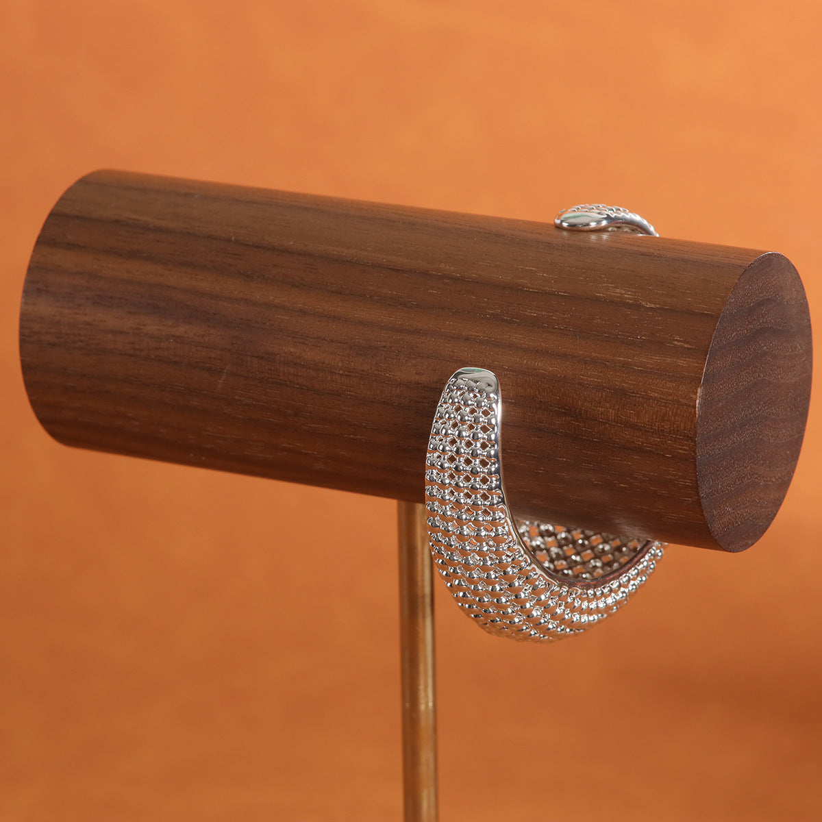 Vintage Elegant Minimalist Retro Bracelet Timeless Style