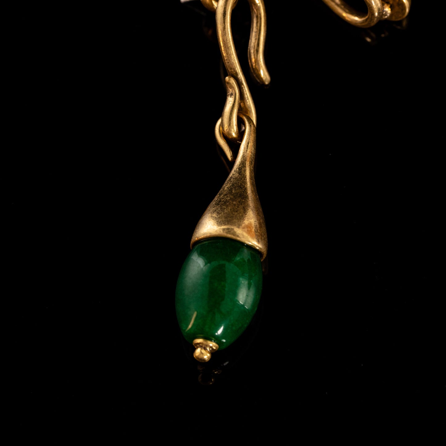 Vintage Pearl Classic Timeless Earrings for Women