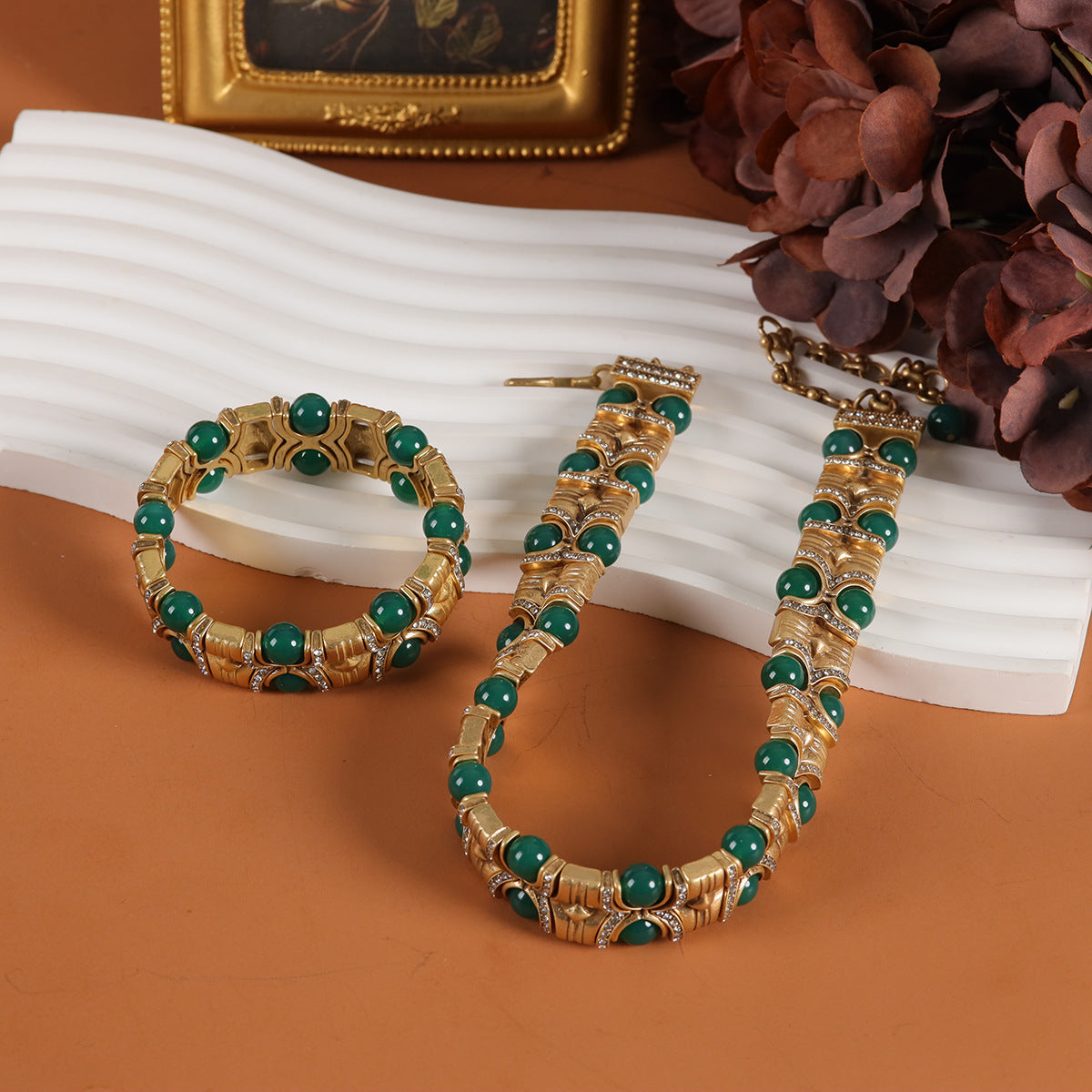 Vintage Agate Geometric Refined Handcrafted Bracelet Handcrafted Design