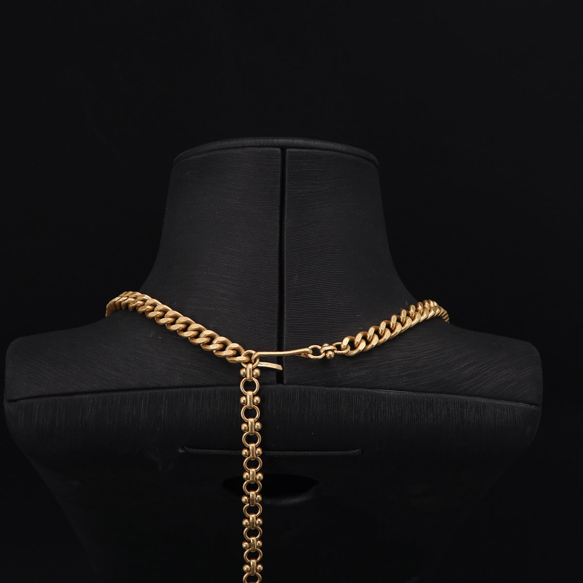 Vintage Geometric Chic Chic Necklace Timeless Style