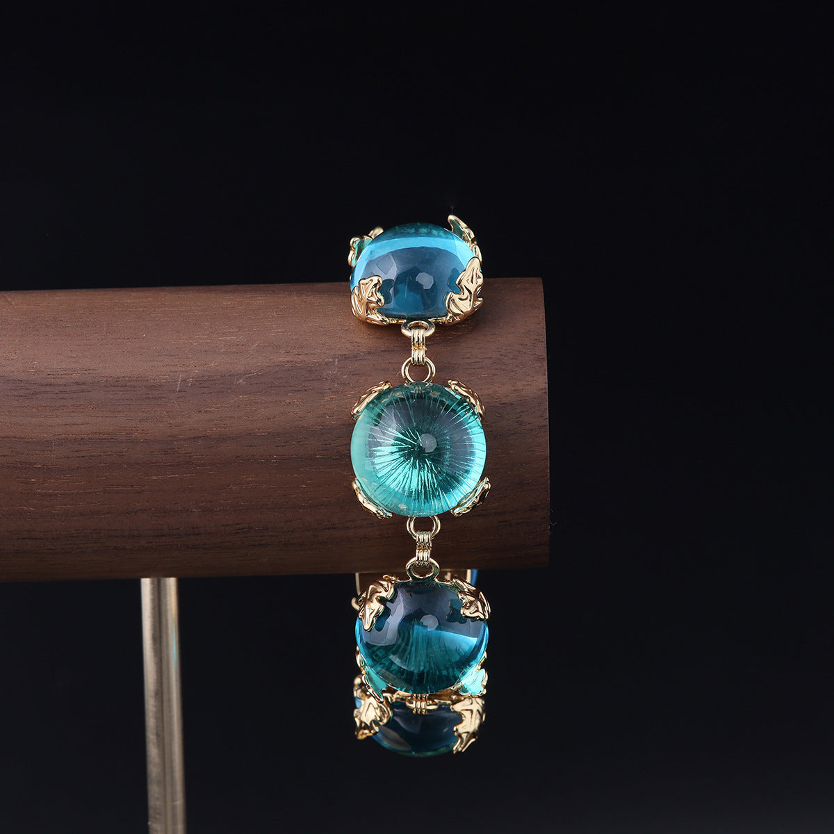Vintage Geometric Elegant Baroque Bracelet Timeless Style