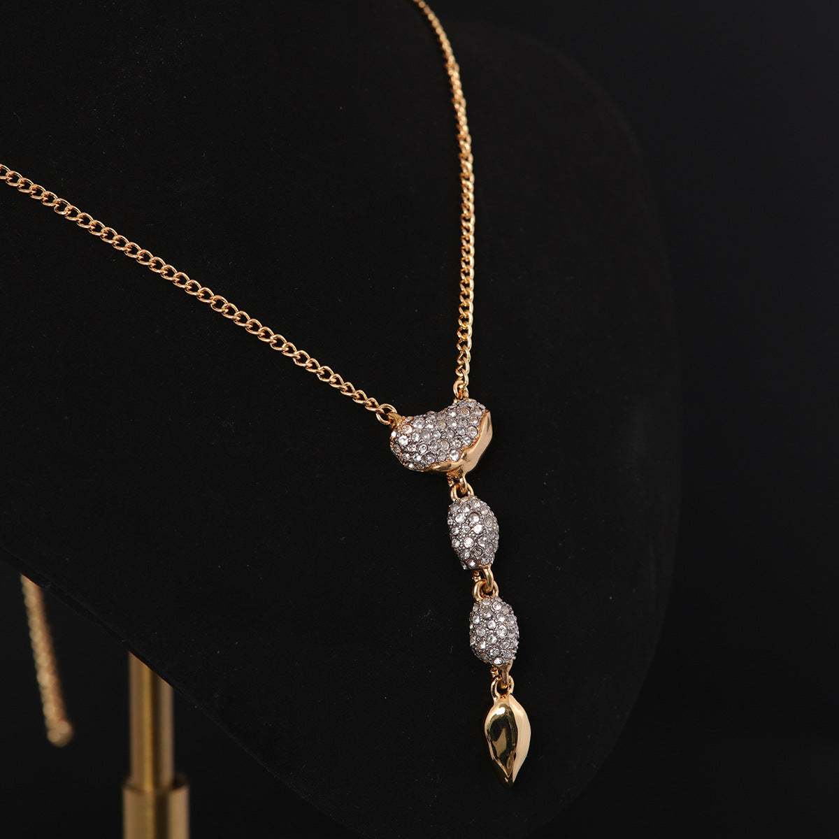 Vintage Statement Handcrafted Classic Necklace Timeless Style