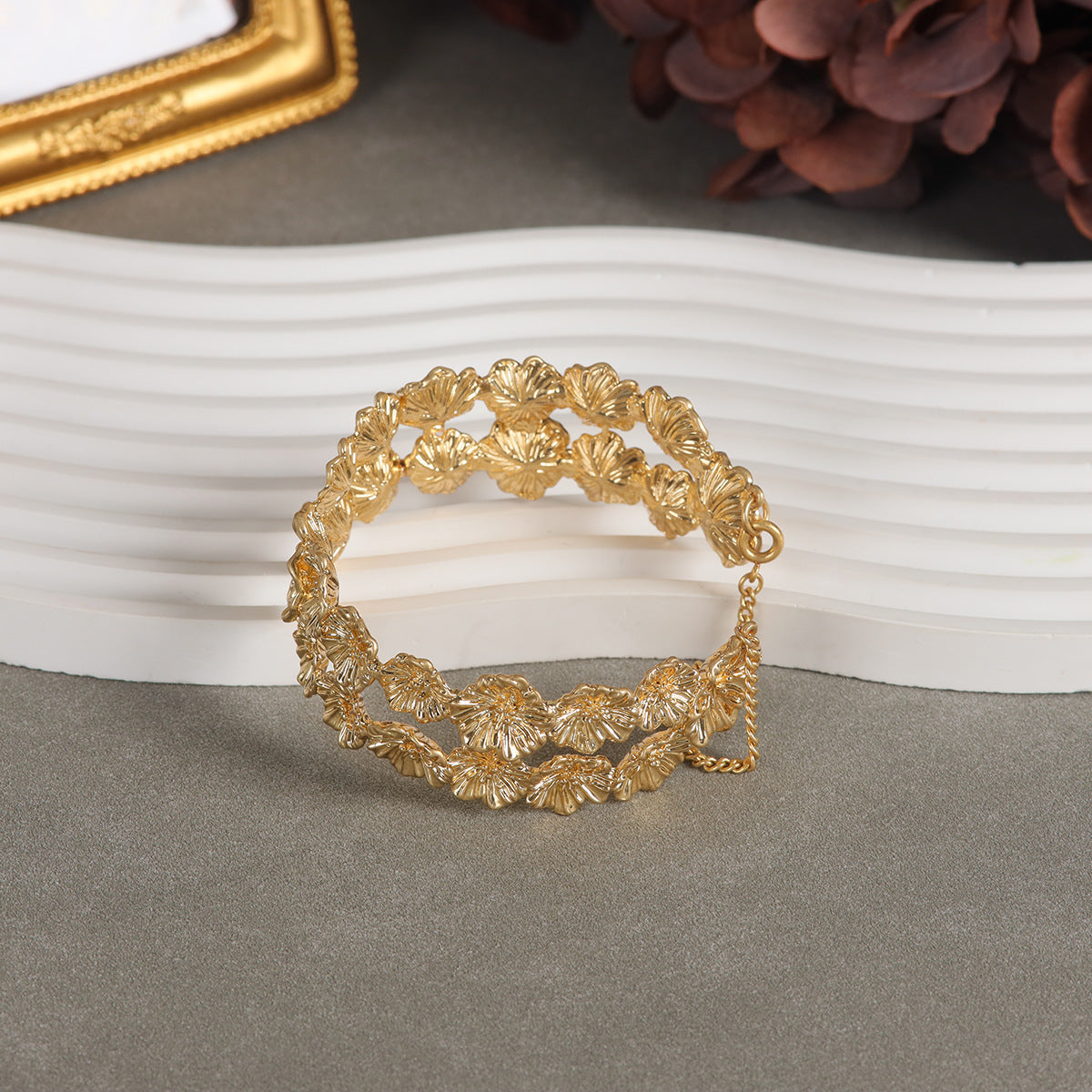 Vintage Refined Engraved Classic Bracelet Handcrafted Design