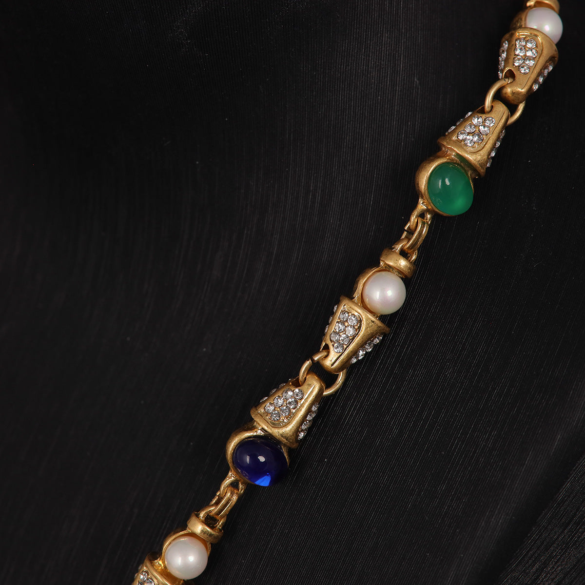 Vintage Agate Timeless Refined Necklace Timeless Style