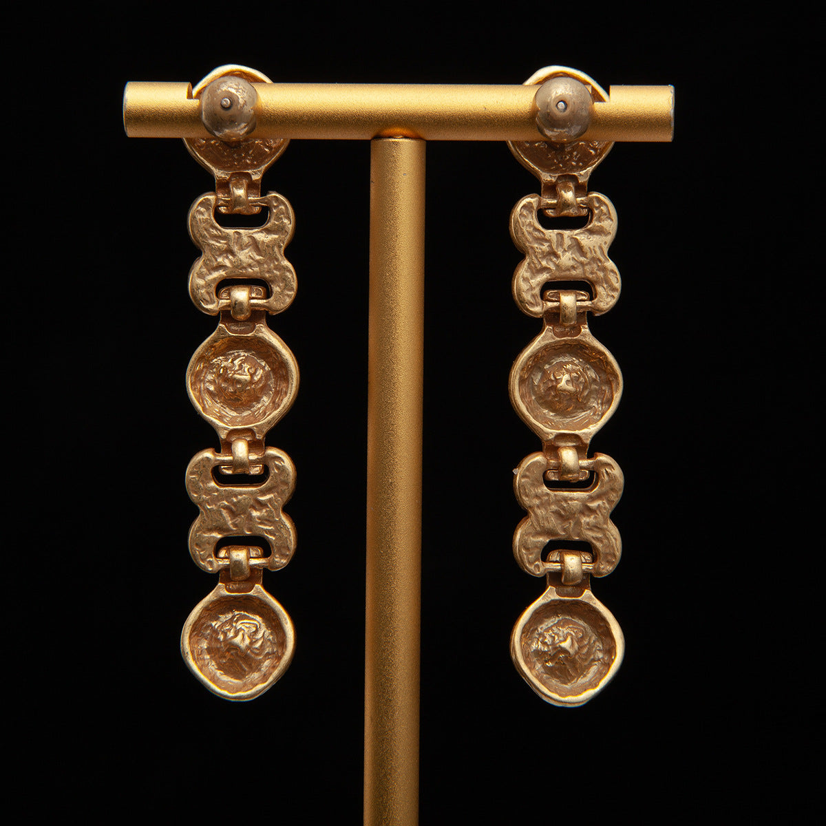 Vintage Luxury Classic Chic Earrings Timeless Style