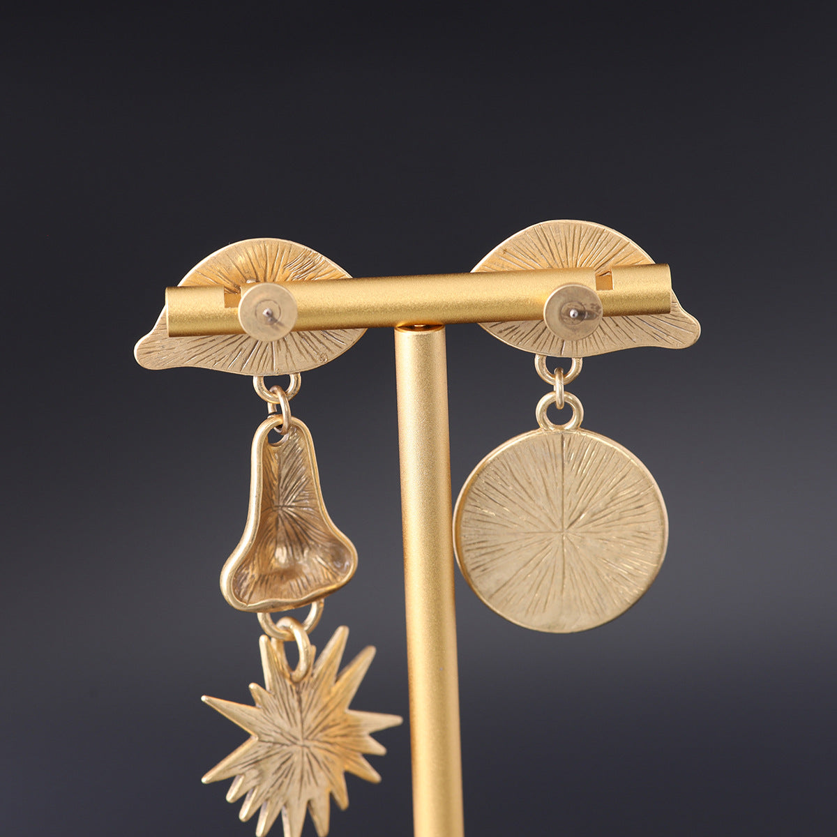 Vintage Geometric Refined Luxury Earrings Handcrafted Design