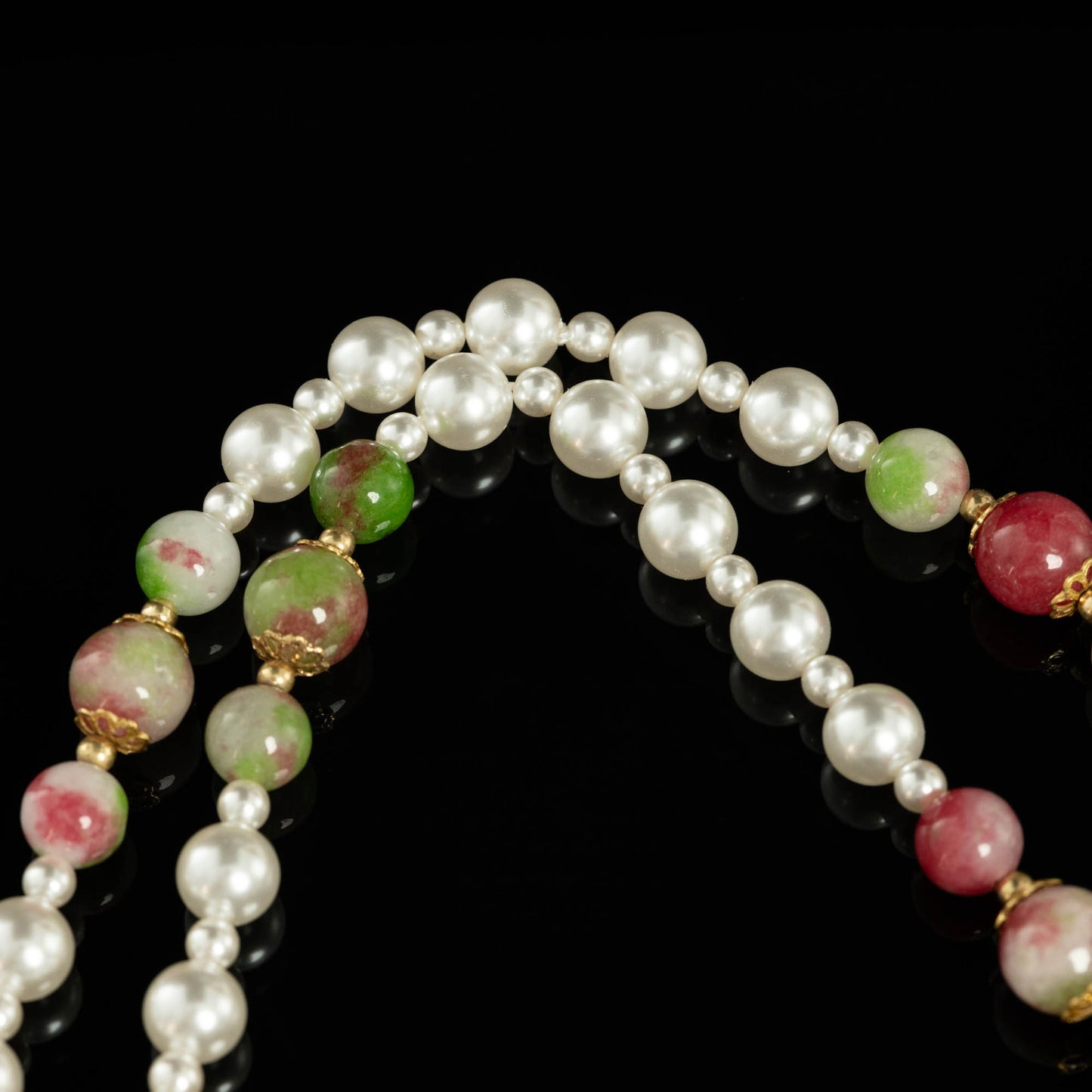 Vintage Pearl Floral Chic Necklace Handcrafted Design