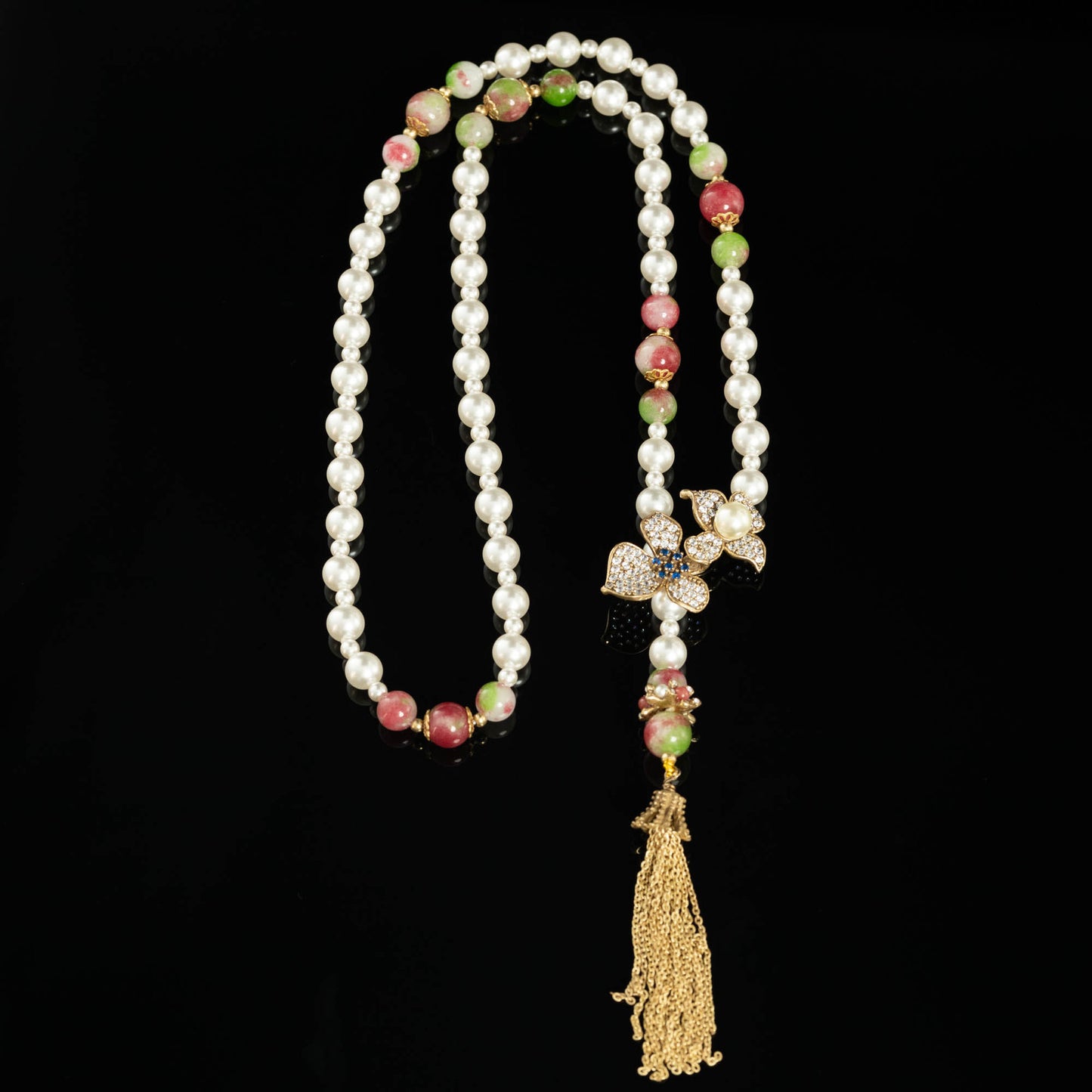 Vintage Pearl Floral Chic Necklace Handcrafted Design