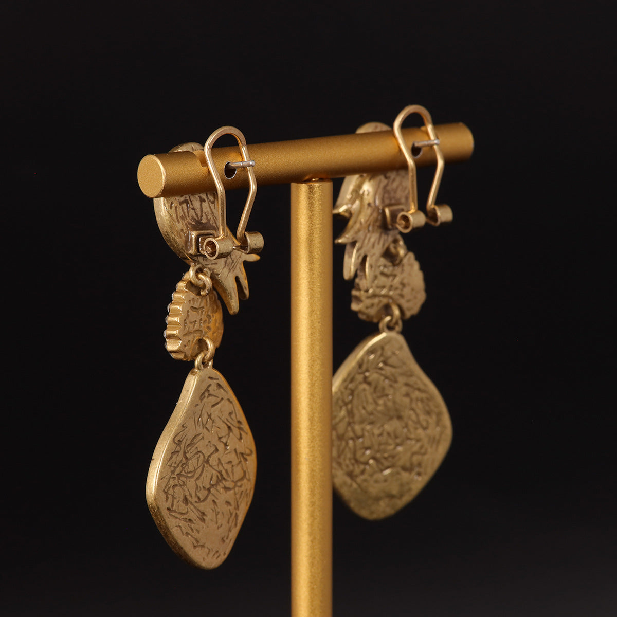 Vintage Leaf Timeless Stone Inlay Earrings for Women