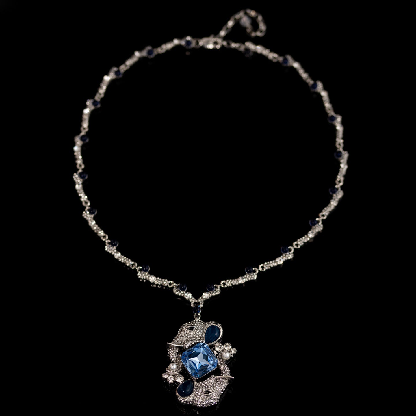 Vintage Refined Artisan Chic Necklace Handcrafted Design