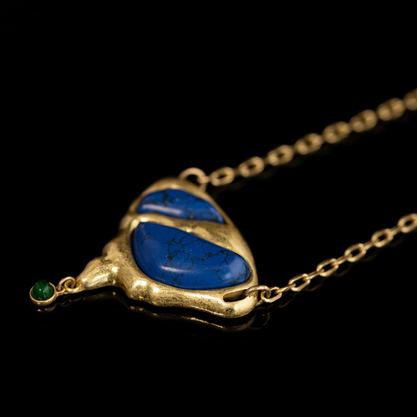 Vintage Natural Stone Heart Refined Necklace Handcrafted Design