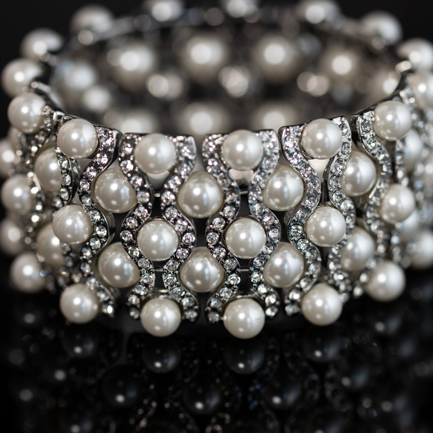 Vintage Pearl Minimalist Chic Polished Bracelet for Men