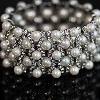 Vintage Pearl Minimalist Chic Polished Bracelet for Men