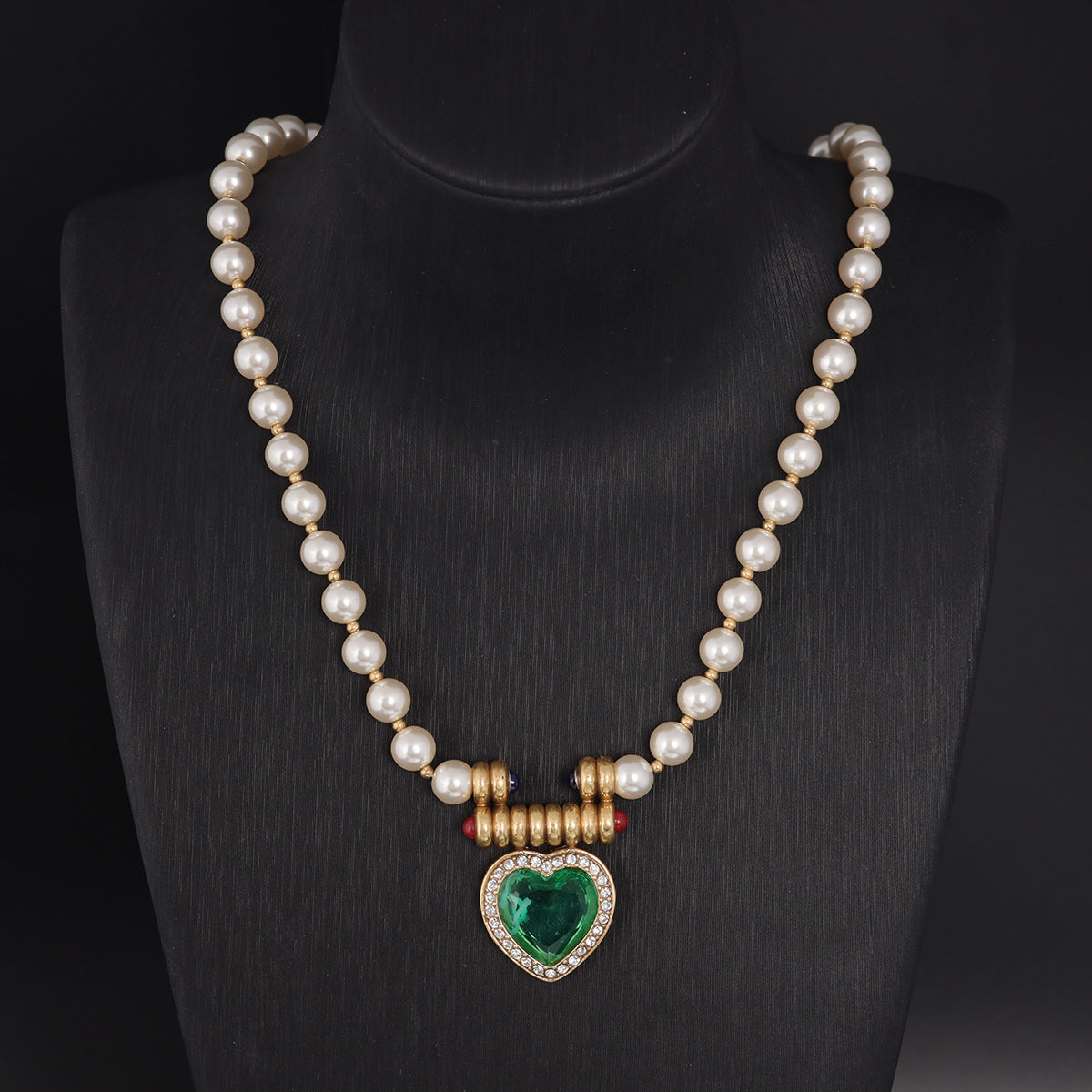 Vintage Chic Classic Luxury Necklace for Ladies