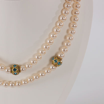 Vintage Glass Elegant Handcrafted Necklace for Ladies