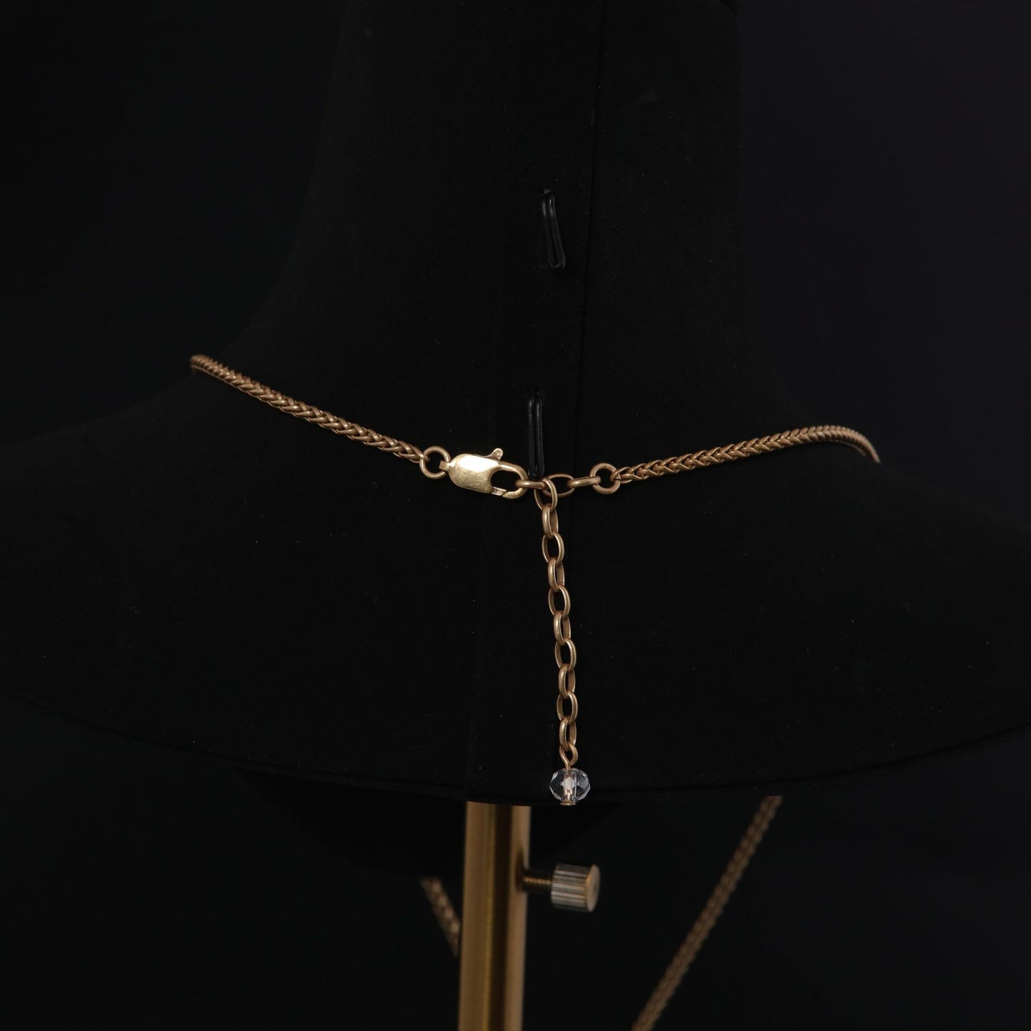 Vintage Floral Timeless Refined Necklace for Ladies