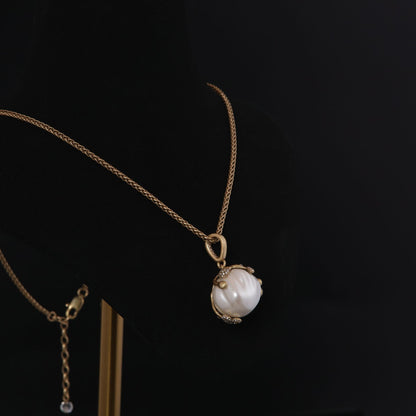Vintage Floral Timeless Refined Necklace for Ladies