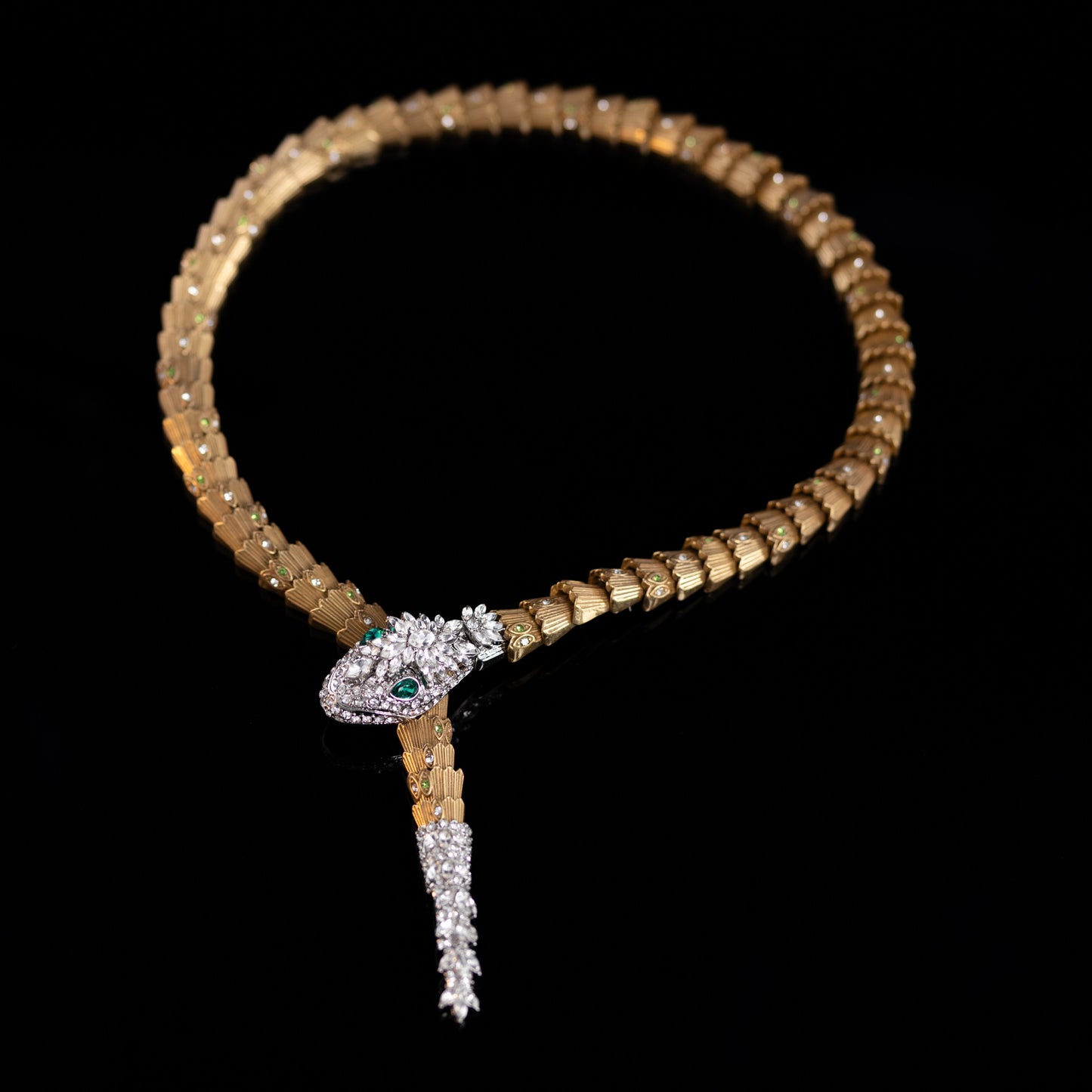 Vintage Statement Refined Chic Necklace Timeless Style