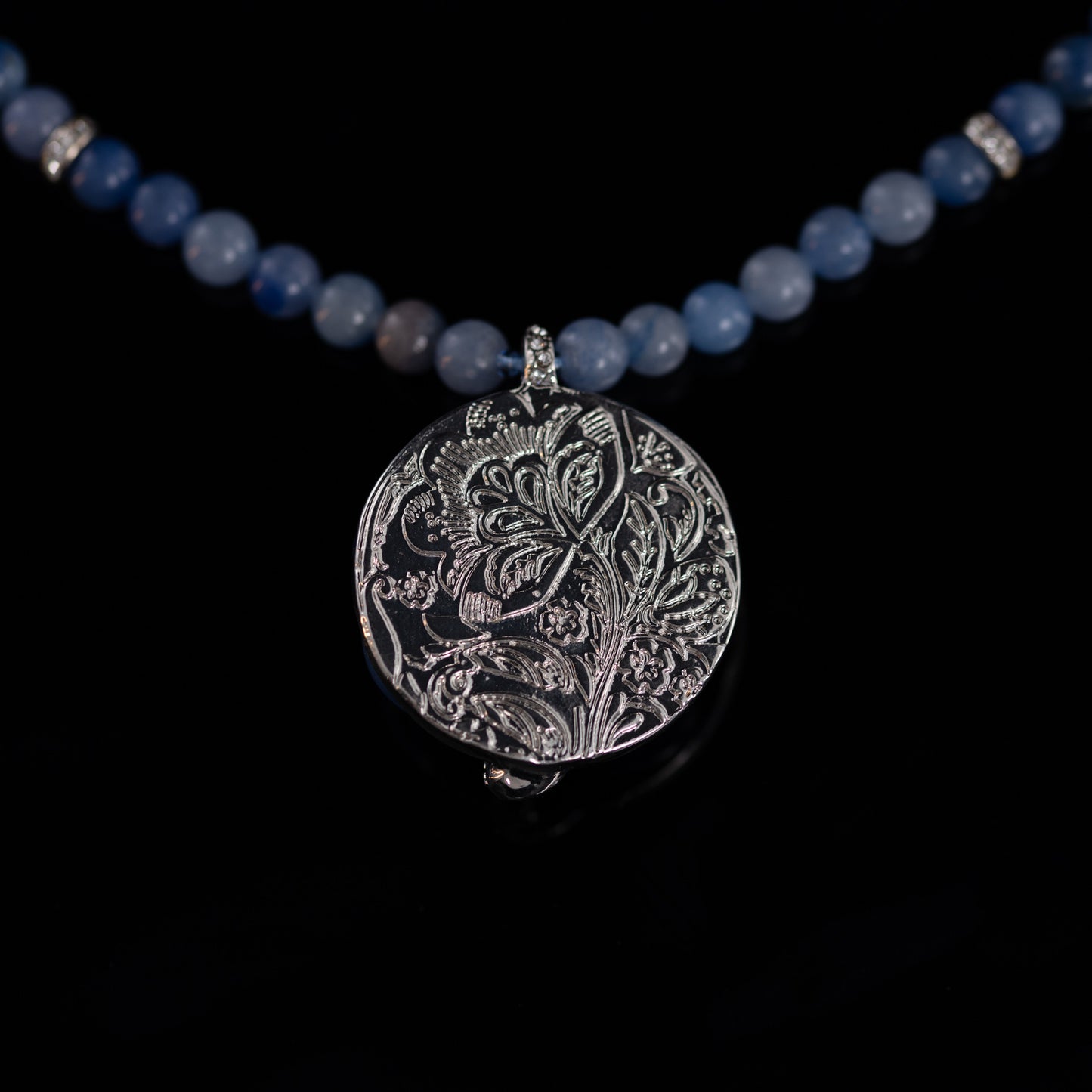 Vintage Natural Stone Elegant Necklace Handcrafted Design