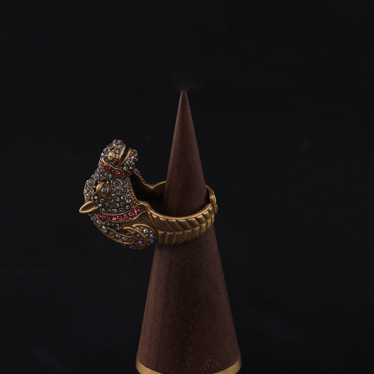 Vintage Cross Refined Elegant Open Ring Timeless Style