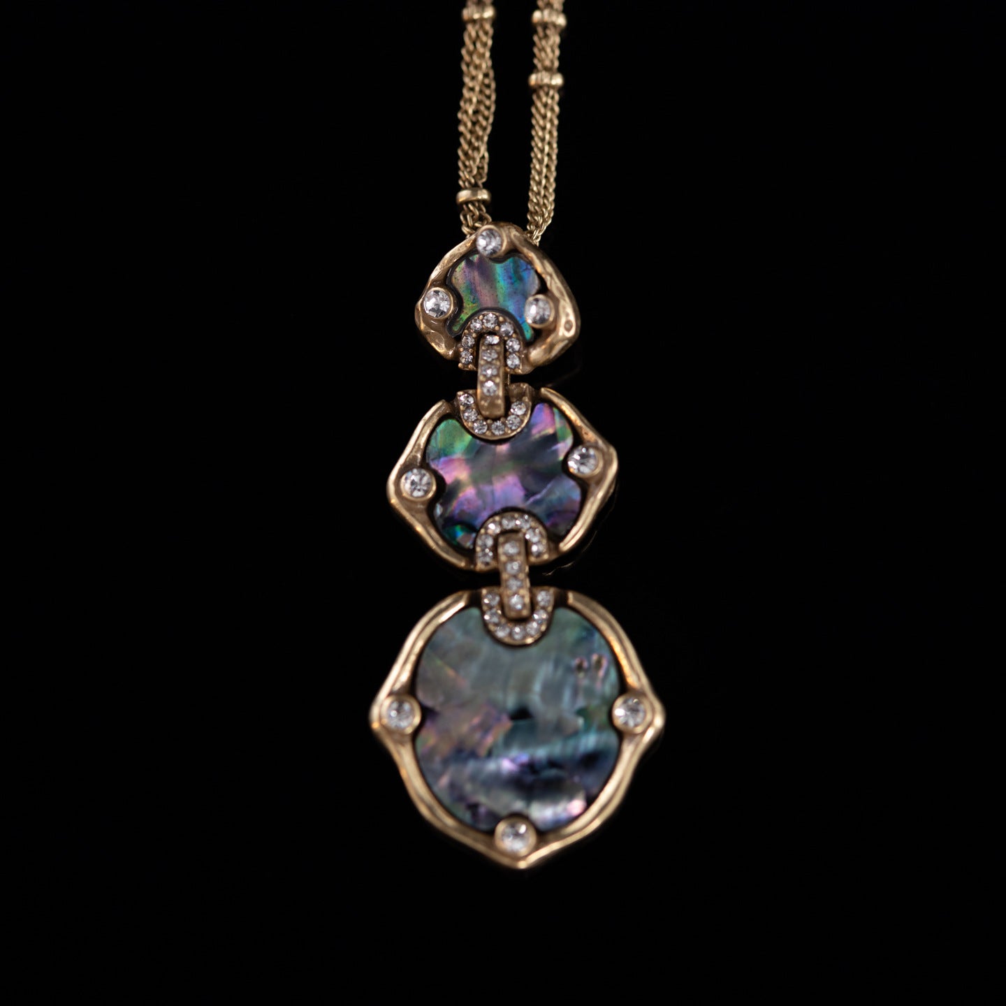 Vintage Shell Geometric Luxury Necklace Handcrafted Design