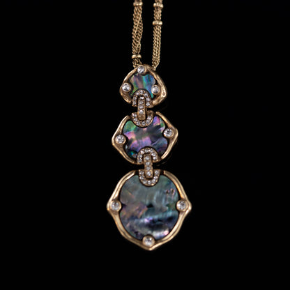 Vintage Shell Geometric Luxury Necklace Handcrafted Design