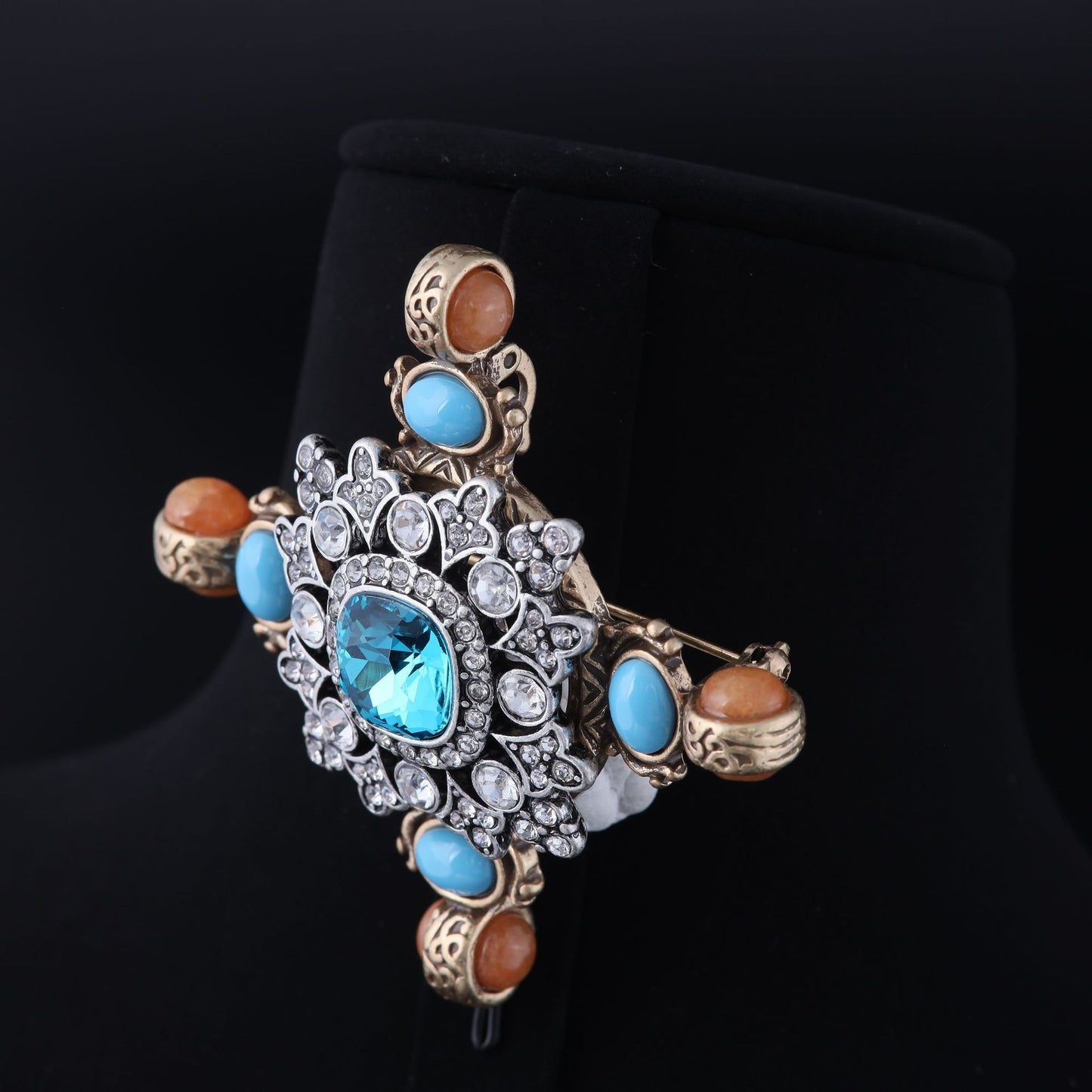 Vintage Natural Stone Geometric Elegant Brooches Timeless Style