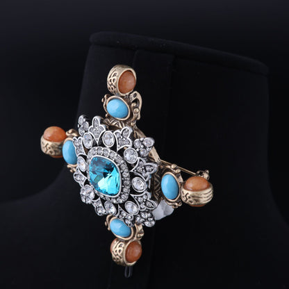 Vintage Natural Stone Geometric Elegant Brooches Timeless Style