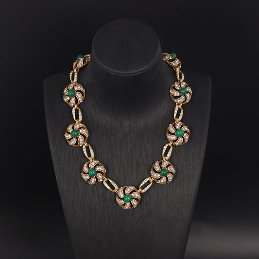 Vintage Natural Stone Floral Classic Handcrafted Necklace for Ladies