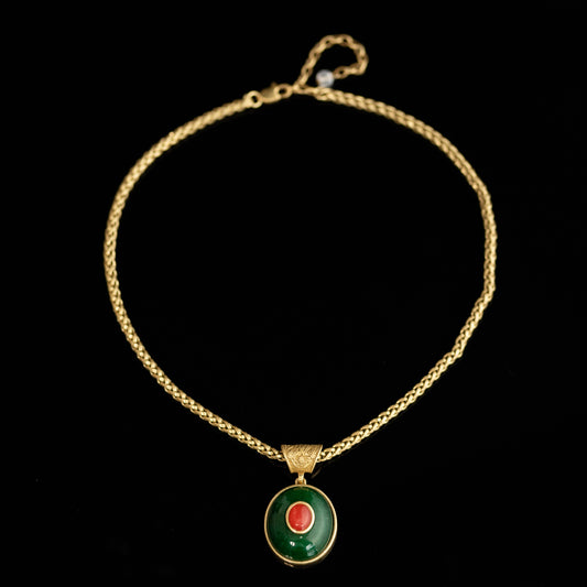 Vintage Chic Refined Classic Necklace Timeless Style