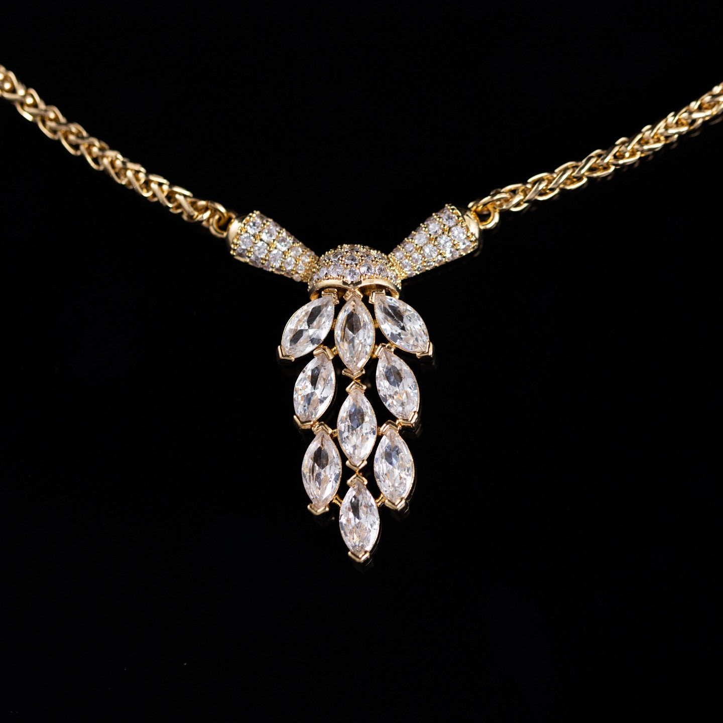 Vintage Natural Stone Classic Necklace Handcrafted Design