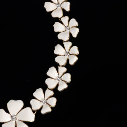 Vintage Enamel Star Refined Necklace Handcrafted Design