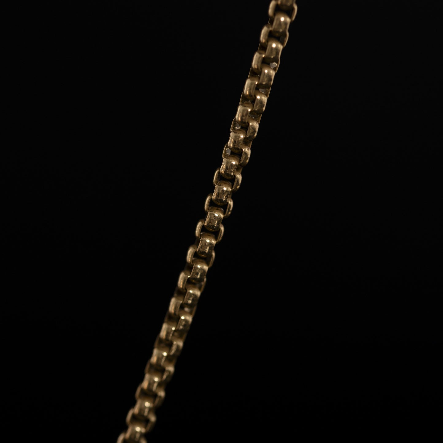 Vintage Refined Classic Elegant Necklace Timeless Style