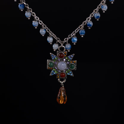 Vintage Glass Chic Elegant Necklace Timeless Style