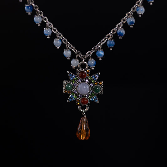 Vintage Glass Chic Elegant Necklace Timeless Style