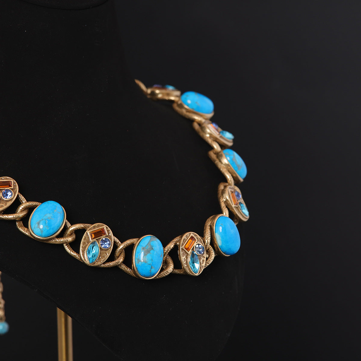 Vintage Luxury Refined Elegant Necklace for Ladies