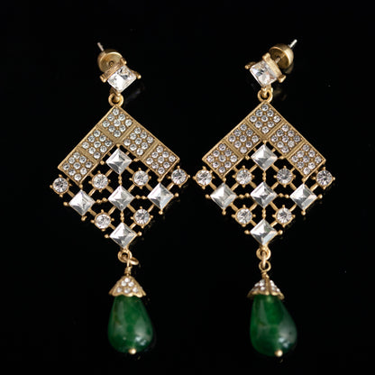 Vintage Pearl Leaf Refined Handcrafted Earrings for Ladies