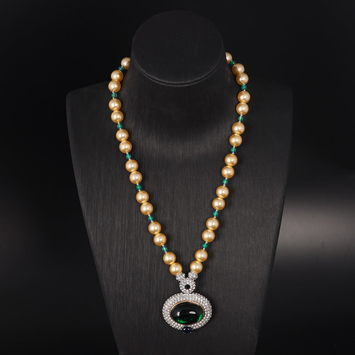 Vintage Glass Statement Elegant Necklace for Ladies