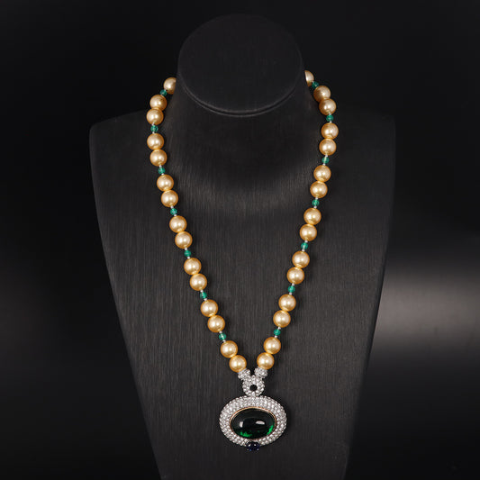 Vintage Glass Statement Elegant Necklace for Ladies