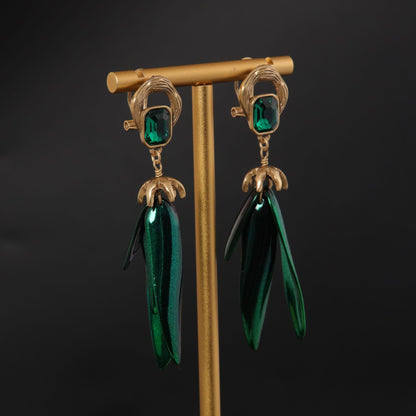 Vintage Crystal Heart Refined Handcrafted Earrings for Ladies