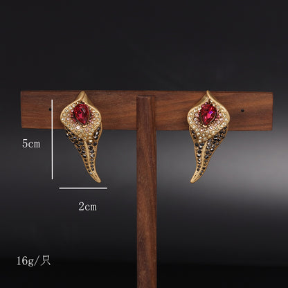 Vintage Chic Stone Inlay Earrings Timeless Style