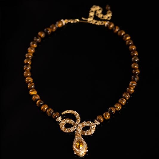 Vintage Pearl Luxury Refined Necklace Handcrafted Design