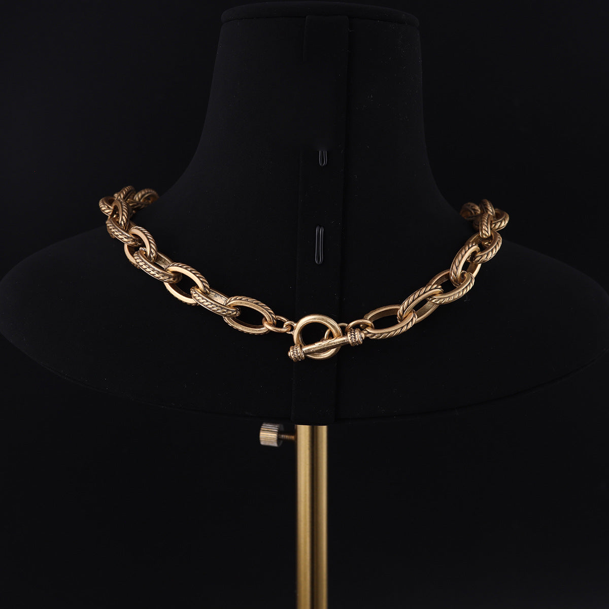 Vintage Geometric Timeless Handcrafted Necklace for Ladies
