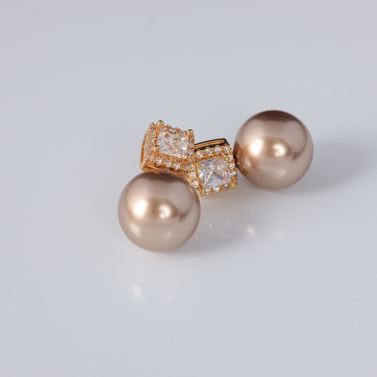 Vintage Pearl Geometric Chic Earrings for Women