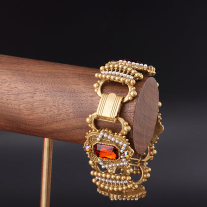 Vintage Geometric Luxury Refined Bracelet Timeless Style