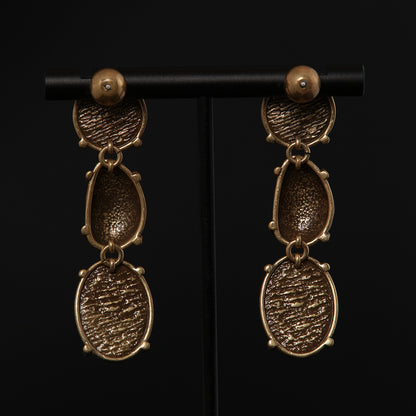 Vintage Natural Stone Heart Timeless Earrings Handcrafted Design