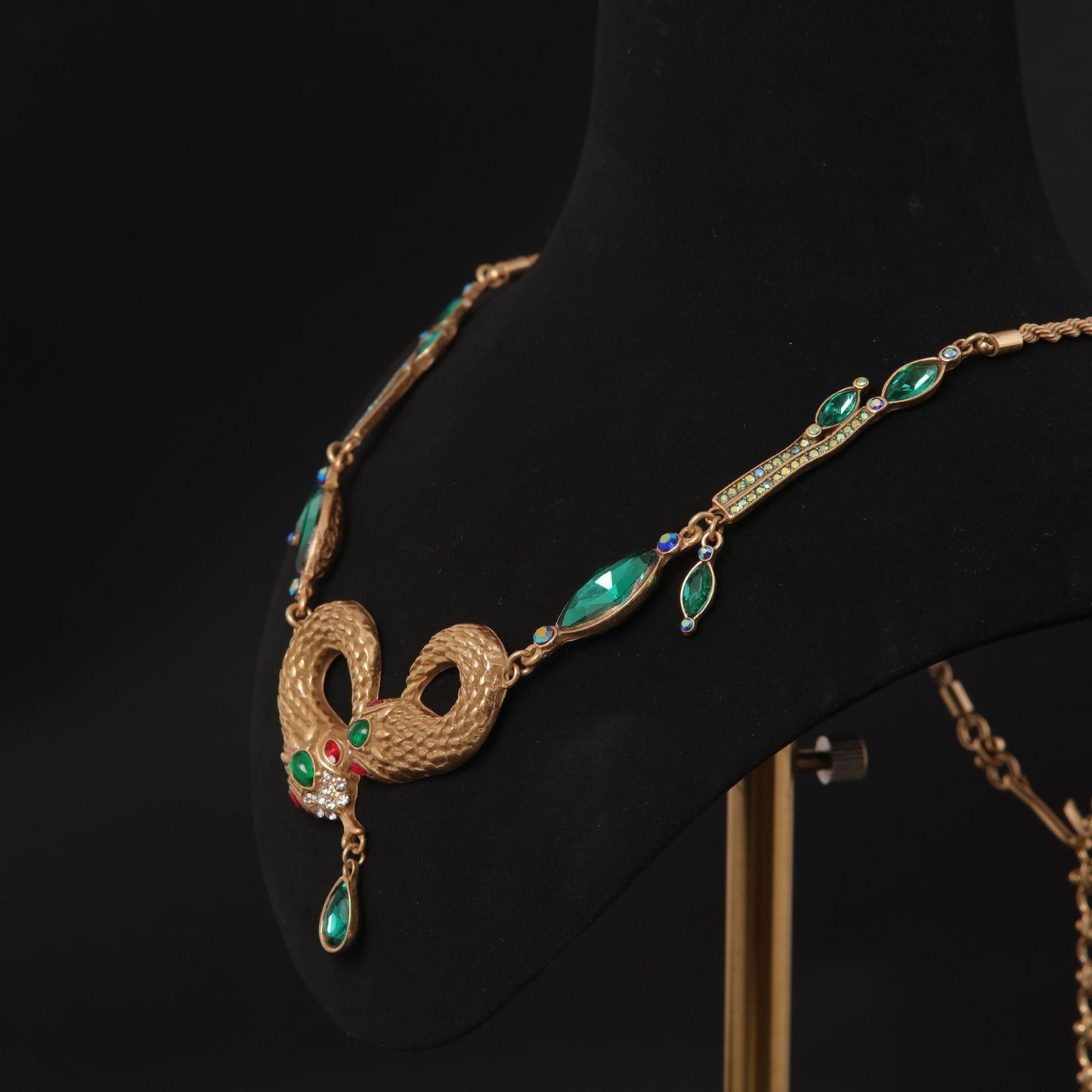 Vintage Timeless Statement Refined Necklace Gift Jewelry