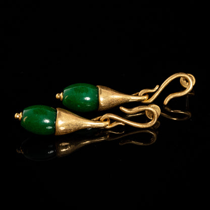 Vintage Pearl Classic Timeless Earrings for Women