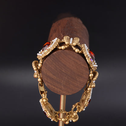 Vintage Geometric Luxury Refined Bracelet Timeless Style
