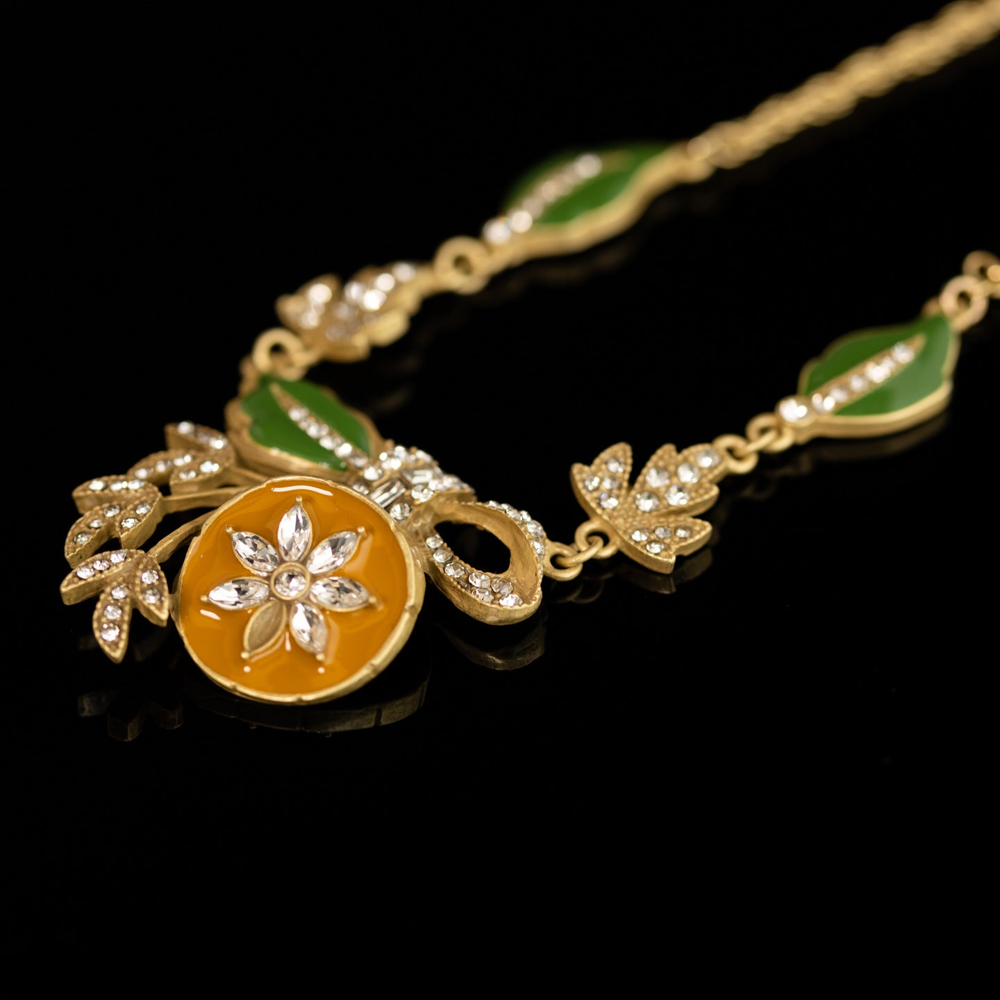 Vintage Leaf Timeless Handcrafted Necklace for Ladies